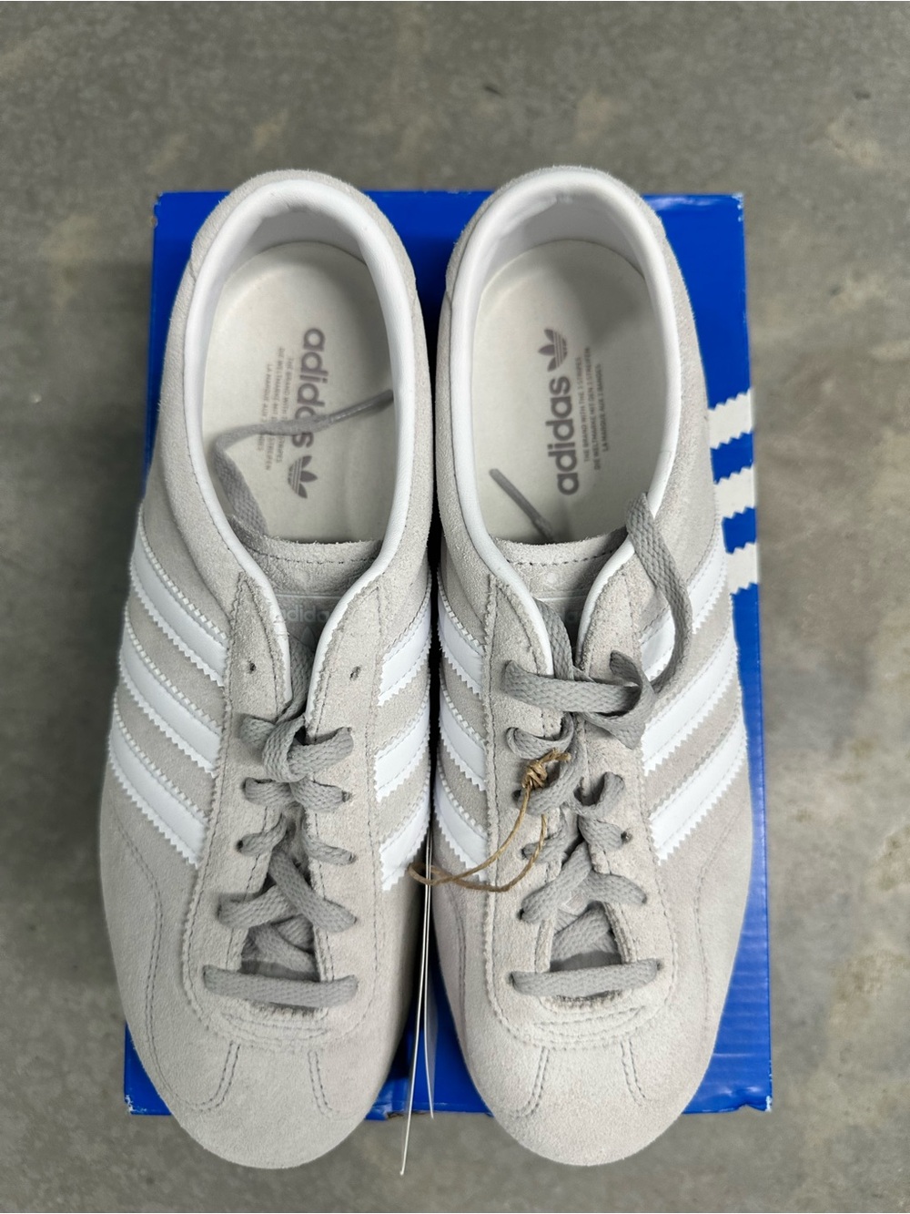 adidas Women’s Gazelle Lo Pro Sneakers in Ivory with Off White Stripes - Picture 4 of 7